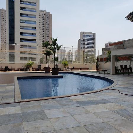 גויאניה Moderno Flat Com Vista Para O Parque Vaca Brava מראה חיצוני תמונה